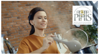 LIVE IN HOUSEKEEPER JOB 3376 BRENTWOOD