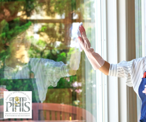 Expert Summer Glass Cleaning Tips for Windows, Doors & Conservatories